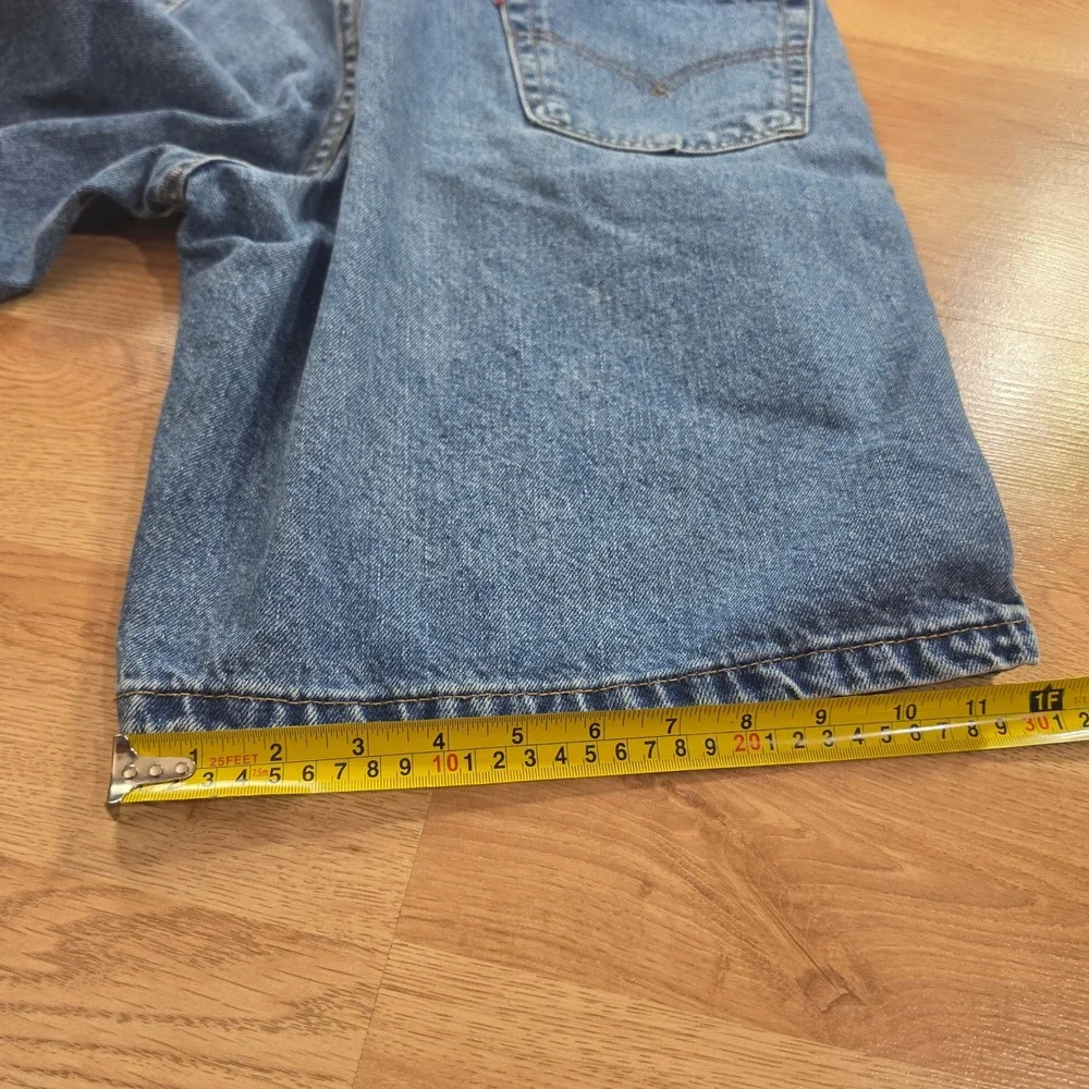 Vintage Levis 550 Denim Shorts Mens 36 Jorts Blue Relaxed Fit Medium Jean 90s